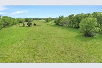 022 East Line, Whitewright, TX 75491 - Photo 2