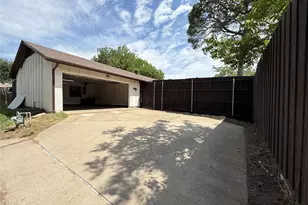 3928 Tacoma St, Irving, TX 75062 - Photo 32