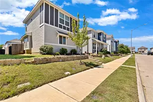 5528 Topwater Trl, Fort Worth, TX 76119 - Photo 2