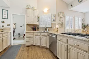 1212 Boardwalk St, Arlington, TX 76011 - Photo 12