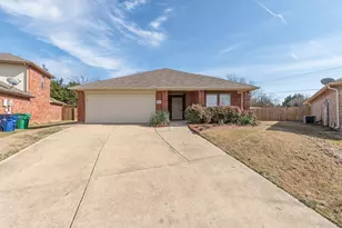 6529 Graceland Dr, Greenville, TX 75402 - Photo 1