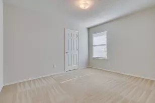 6529 Graceland Dr, Greenville, TX 75402 - Photo 12