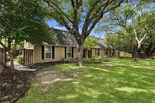 3812 Lands End St, Fort Worth, TX 76109 - Photo 2