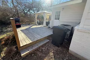 1315 Vine St, Weatherford, TX 76086 - Photo 2