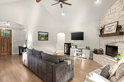 909 Summer Hill Lane, Red Oak, TX 75154 - Photo 14