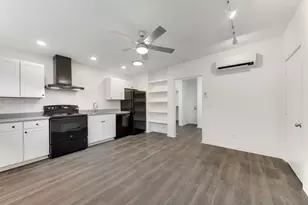 1804 Gould St, Dallas, TX 75215 - Photo 2