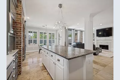 2600 Queen Elaine Drive, Lewisville, TX 75056 - Photo 6
