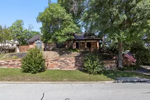 8929 Crosswind Dr, Fort Worth, TX 76179 - Photo 2