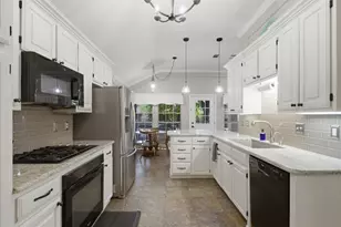 2505 Hillview Ct, Denton, TX 76209 - Photo 8