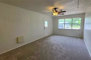 604 Sun Valley Dr, Denton, TX 76209 - Photo 10