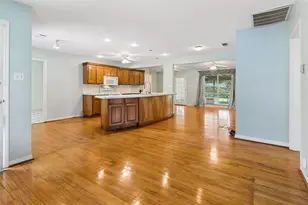 2225 Brooks St, Garland, TX 75041 - Photo 10
