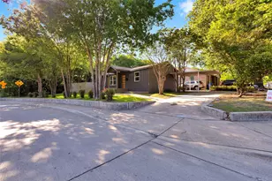 203 Broad St, McKinney, TX 75069 - Photo 24