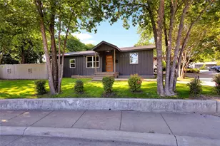 203 Broad St, McKinney, TX 75069 - Photo 18