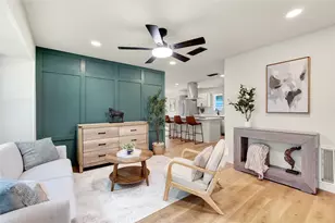 203 Broad St, McKinney, TX 75069 - Photo 1