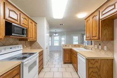 221 Codybug Road, Abilene, TX 79602 - Photo 8