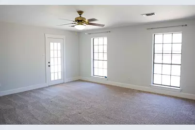 10575 Friendship Road, Pilot Point, TX 76258 - Photo 28