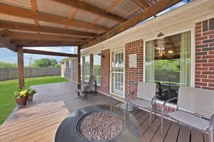 6005 Powder Wood Ln, Arlington, TX 76018 - Photo 4