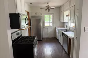 201 E Dallas St, Hutchins, TX 75141 - Photo 10