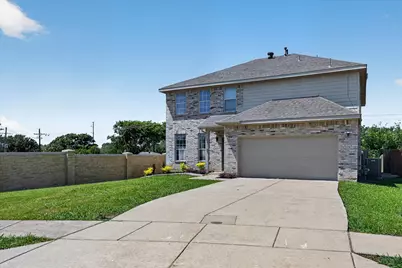 1533 Caymus Court, Lewisville, TX 75067 - Photo 2