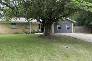 1204 Thannisch Ct, Arlington, TX 76011 - Photo 4