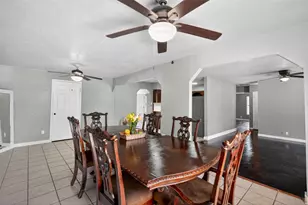 604 Graham St, Cleburne, TX 76033 - Photo 8