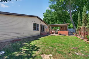 604 Graham St, Cleburne, TX 76033 - Photo 28