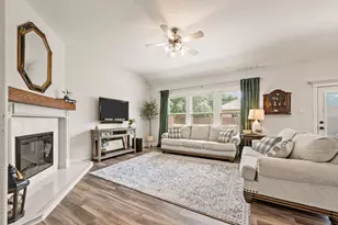 4721 Dogwood Dr, Denton, TX 76208 - Photo 10