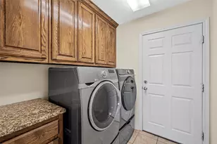 107 Oak Meadow Trail, McGregor, TX 76657 - Photo 18