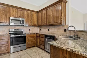 107 Oak Meadow Trail, McGregor, TX 76657 - Photo 14