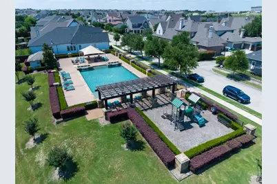 2256 Cardinal Boulevard, Carrollton, TX 75010 - Photo 4