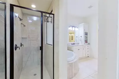 2256 Cardinal Boulevard, Carrollton, TX 75010 - Photo 20