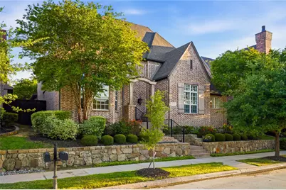 2256 Cardinal Boulevard, Carrollton, TX 75010 - Photo 2