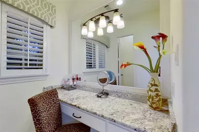 2256 Cardinal Boulevard, Carrollton, TX 75010 - Photo 12