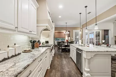 2256 Cardinal Boulevard, Carrollton, TX 75010 - Photo 12