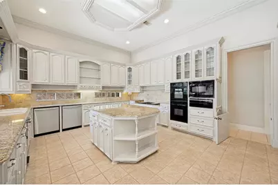 10445 Strait Lane, Dallas, TX 75229 - Photo 16