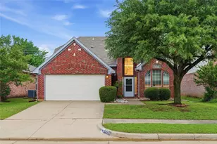 12917 Honey Locust Cir, Fort Worth, TX 76040 - Photo 1