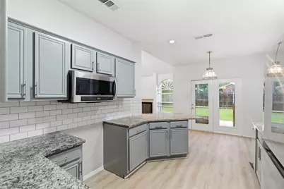 12917 Honey Locust Circle, Fort Worth, TX 76040 - Photo 12