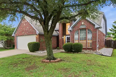 12917 Honey Locust Circle, Fort Worth, TX 76040 - Photo 2