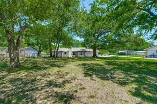 3011 Tanglewood Dr, Commerce, TX 75428 - Photo 36