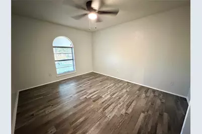 4702 Spanish Trail, Grand Prairie, TX 75052 - Photo 18