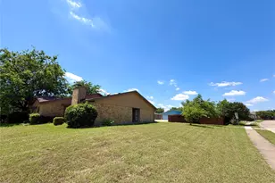 4702 Spanish Trail, Grand Prairie, TX 75052 - Photo 26
