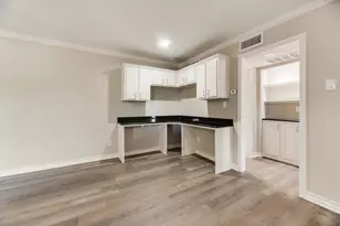 2802 Escada Dr, Farmers Branch, TX 75234 - Photo 4