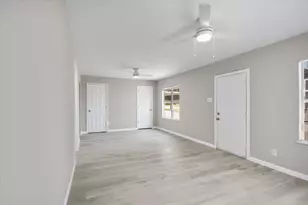249-253 N Pecan St, Van, TX 75790 - Photo 4