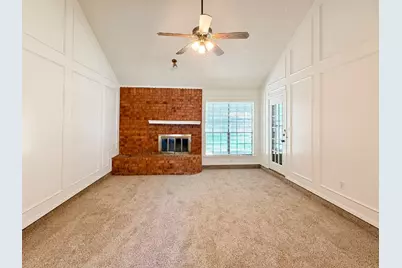 712 Pecan Street, Burleson, TX 76028 - Photo 8