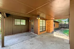 712 Pecan St, Burleson, TX 76028 - Photo 28