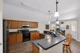 1913 Wahoo Dr, Mansfield, TX 76063 - Photo 4