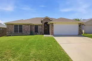 1913 Wahoo Dr, Mansfield, TX 76063 - Photo 1