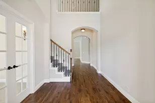 212 Providence Dr, Van Alstyne, TX 75495 - Photo 2