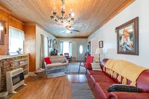 208 Frost St, Eastland, TX 76448 - Photo 10