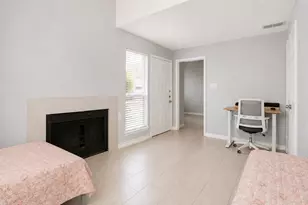 9607 Walnut St, Dallas, TX 75243 - Photo 10
